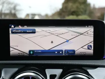 Mercedes-Benz CLA250 e Coupé AMG SportPremium LED Pano HUD