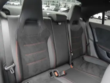 Mercedes-Benz CLA 250 Coupé AMG MBEAMLED NIGHT PANO MEMORY