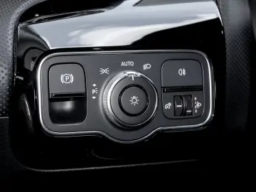 Mercedes-Benz CLA 250 Coupé AMG MBEAMLED NIGHT PANO MEMORY