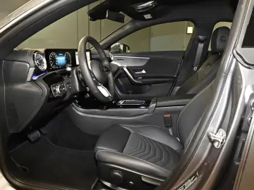 Mercedes-Benz CLA250 e Coupé Progressive Advanced  Standhz.L