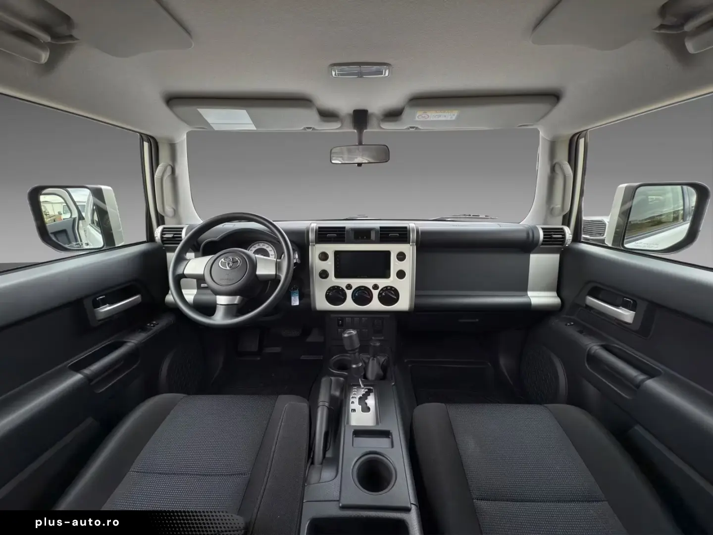 Toyota FJ Cruiser STD 4.0 V6