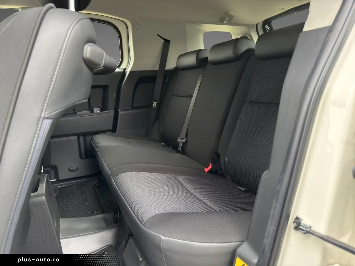 Toyota FJ Cruiser STD 4.0 V6