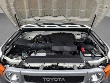 Toyota FJ Cruiser STD 4.0 V6