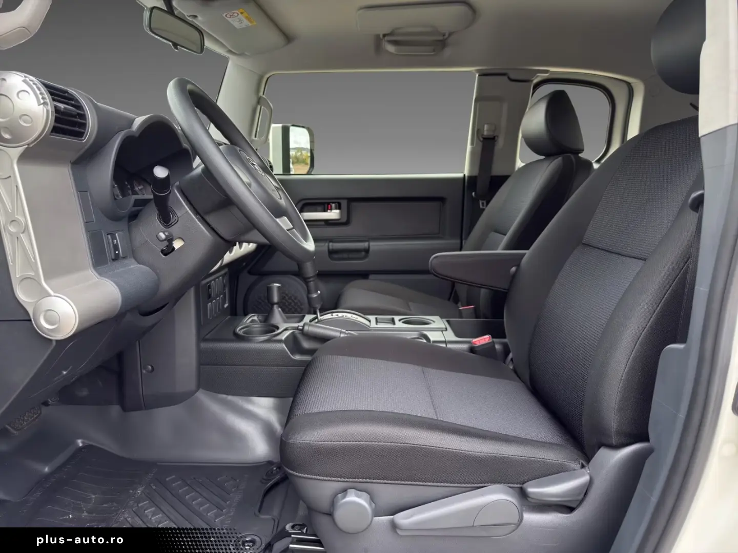 Toyota FJ Cruiser STD 4.0 V6