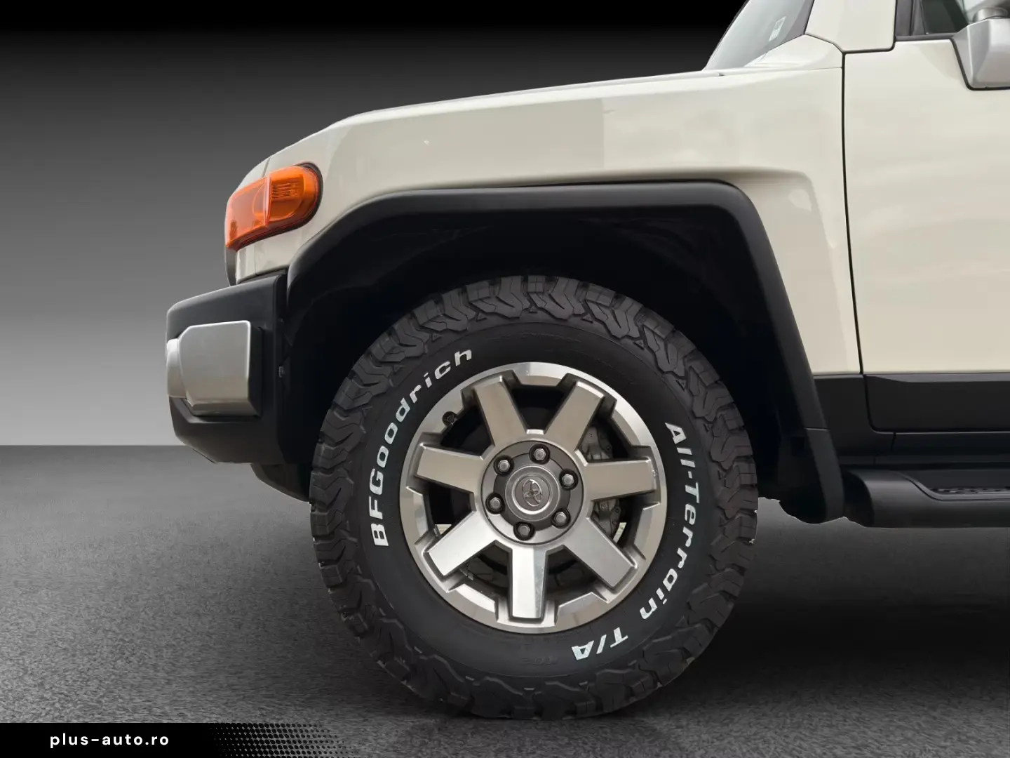 Toyota FJ Cruiser STD 4.0 V6