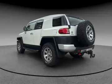 Toyota FJ Cruiser STD 4.0 V6