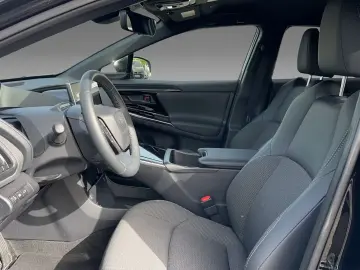 Toyota bz4X FWD Comfort Package Navi 360