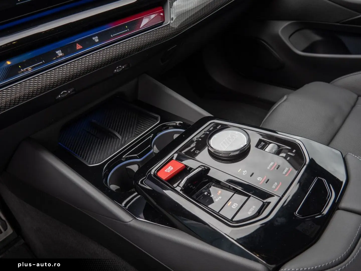 BMW M5 xDrive AHK B&W CARBON V-MAX