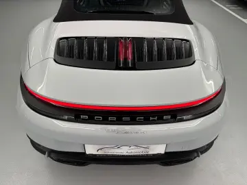 PORSCHE 911 992.2 Carrera Cabrio Sportabg BOSE Sportsitz