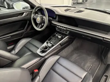 PORSCHE 911 992.2 Carrera Cabrio Sportabg BOSE Sportsitz