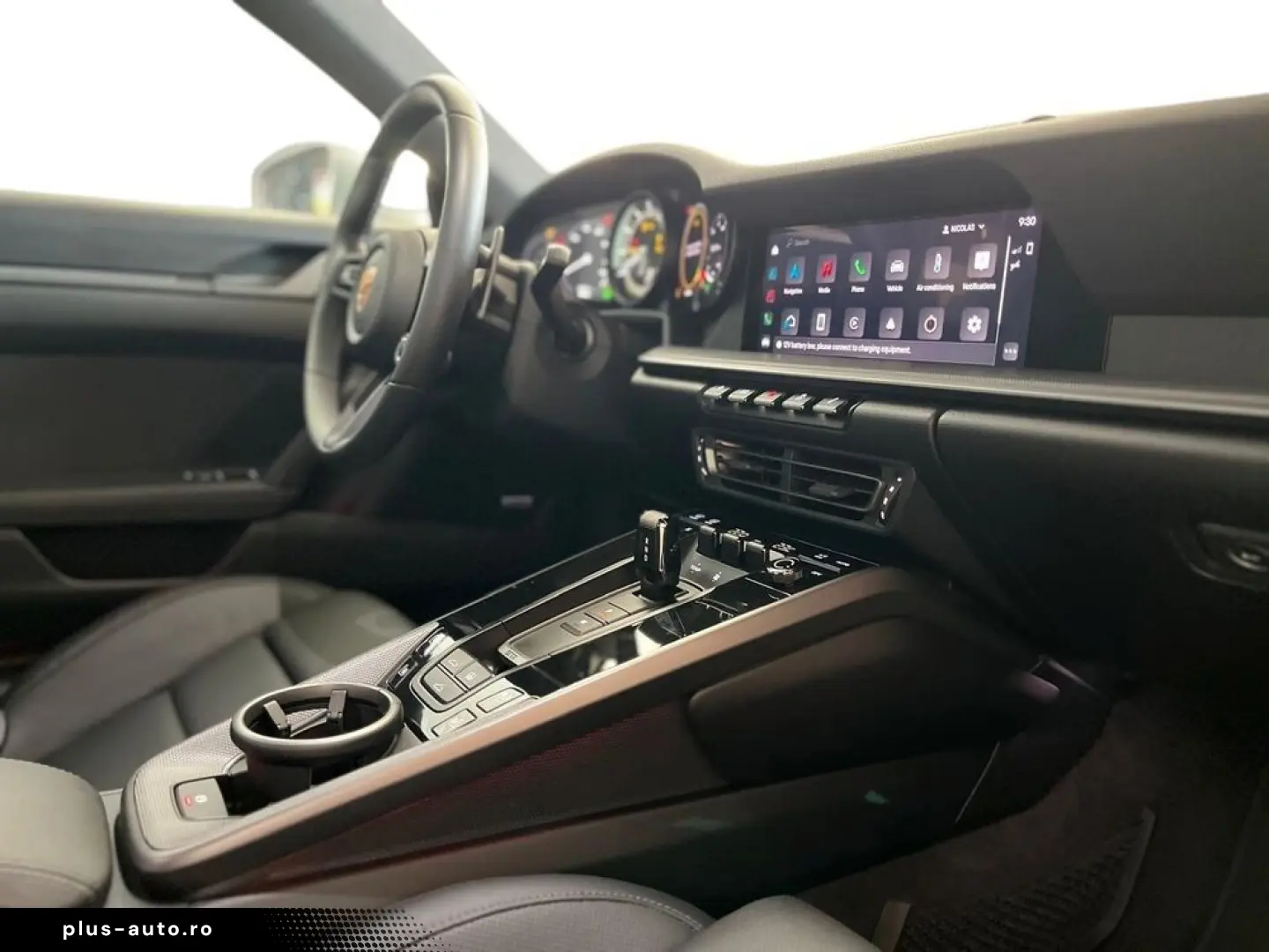 PORSCHE 992 Carrera 4 Coupé Carrera