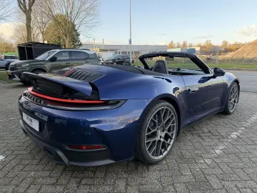 PORSCHE 992 Cabrio 20 21 Inc l led koplampen l Stoel küh