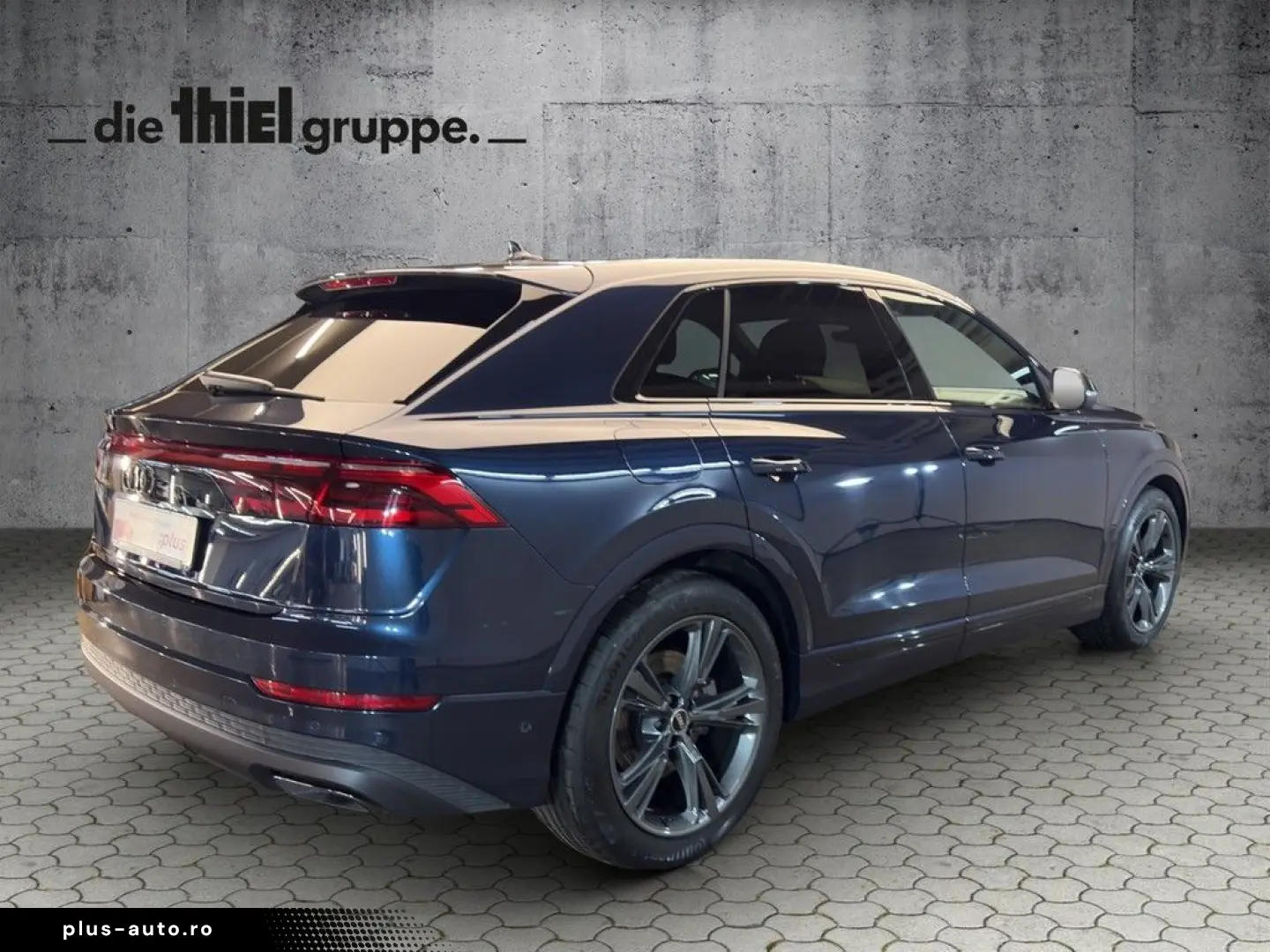 AUDI Q8 55 TFSI e quattro tiptronic AHK Matrix HuD