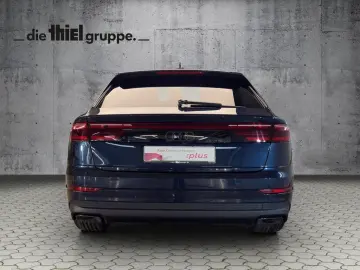 AUDI Q8 55 TFSI e quattro tiptronic AHK Matrix HuD