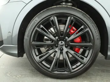 AUDI Q8 55 TFSI e quattro tiptronic S line   AHK