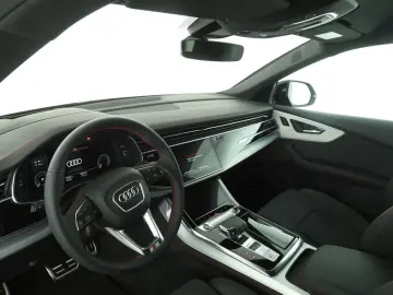 AUDI Q8 55 TFSI e quattro tiptronic S line   AHK