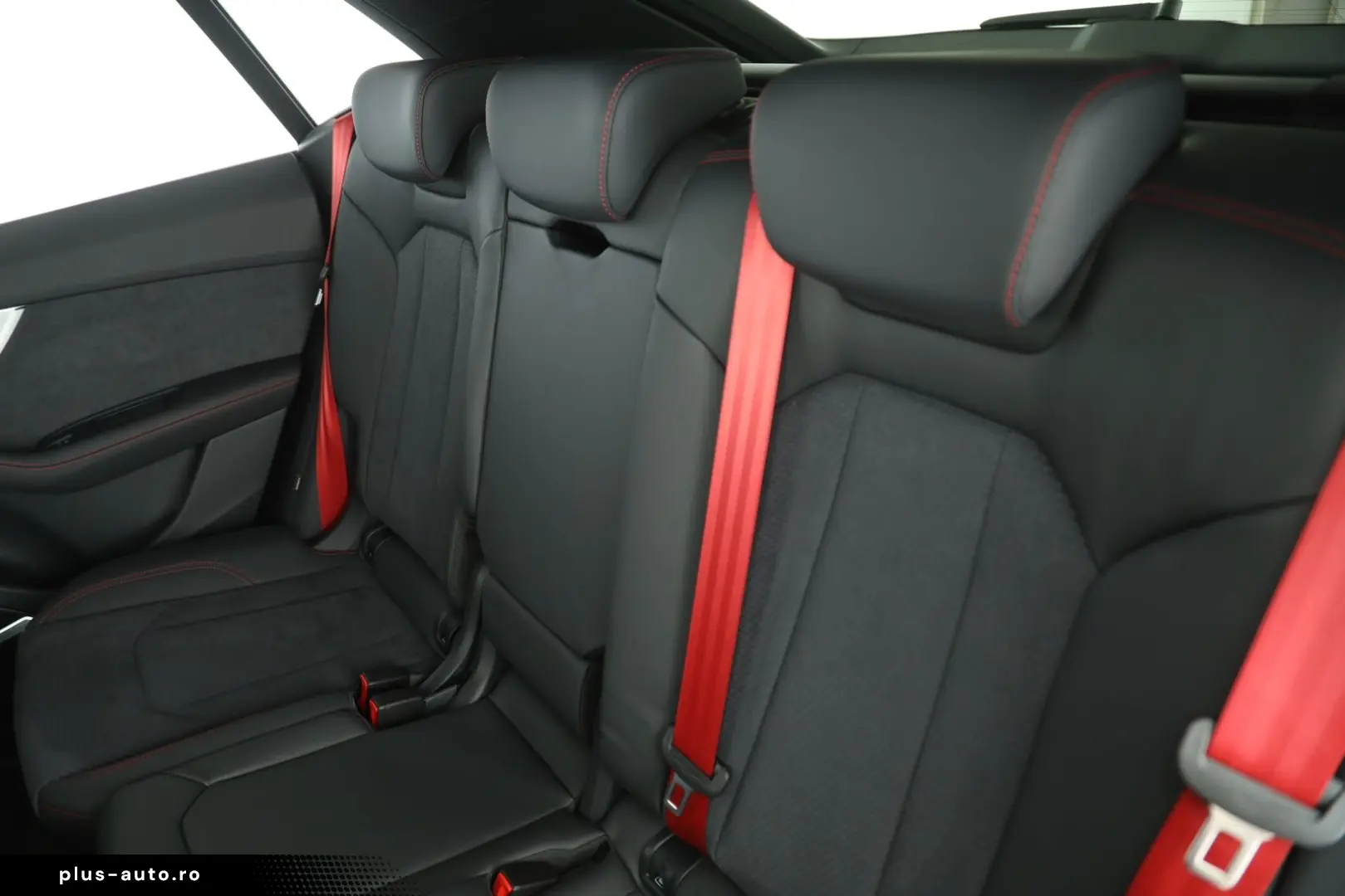 AUDI Q8 55 TFSI e quattro tiptronic S line   AHK