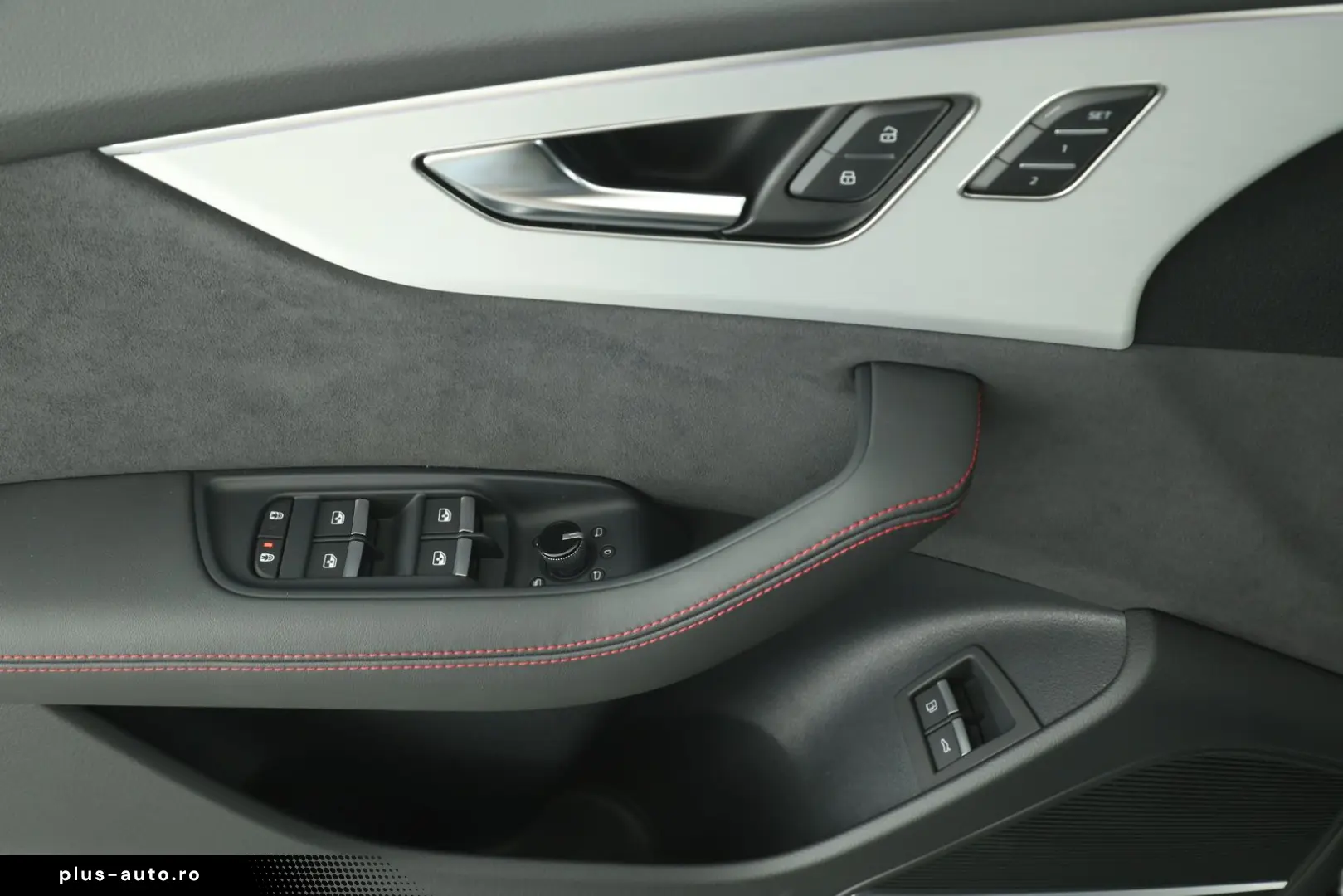 AUDI Q8 55 TFSI e quattro tiptronic S line   AHK