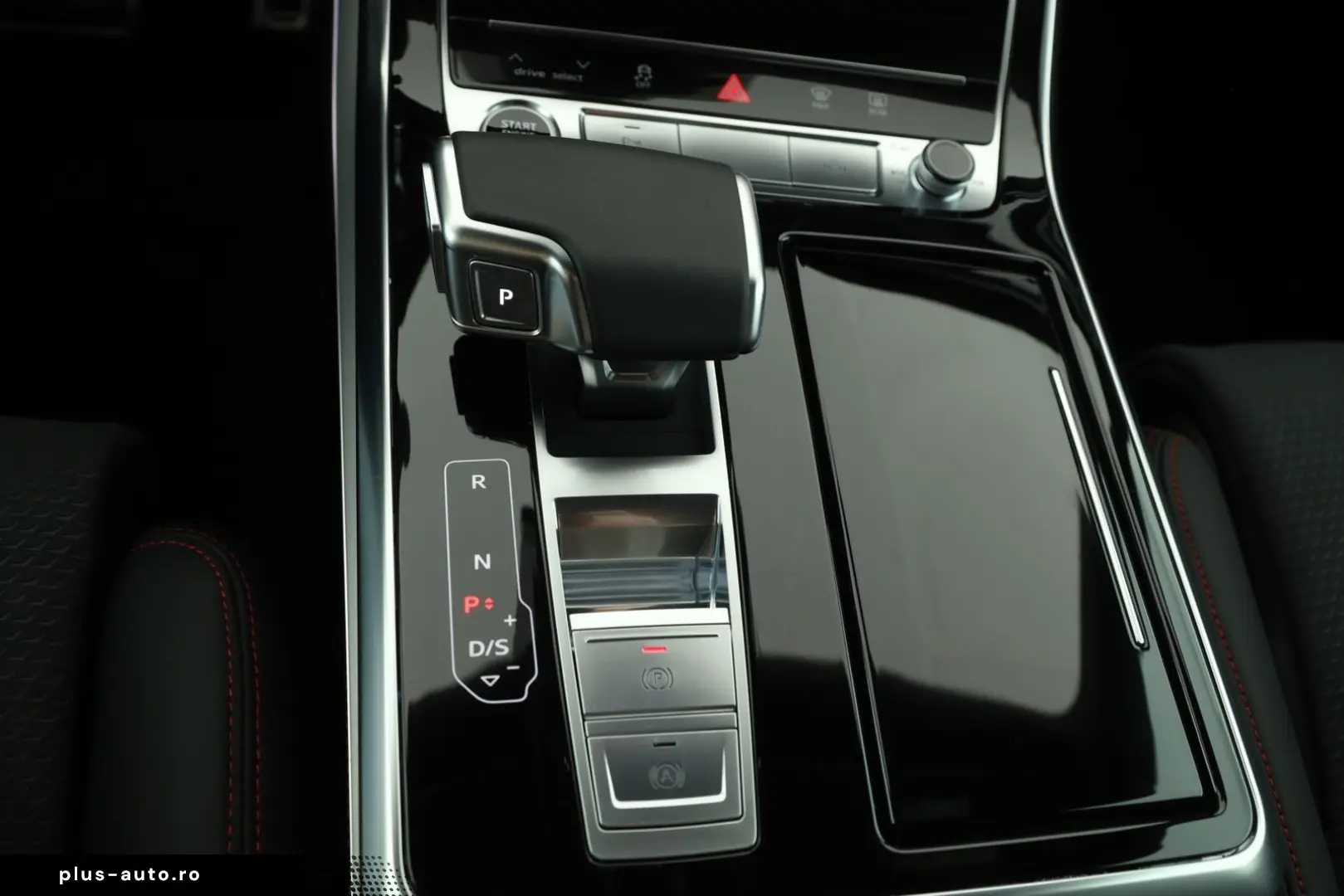 AUDI Q8 55 TFSI e quattro tiptronic S line   AHK