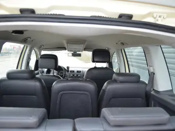 Touran 2.0 TDI  Piele  Automat  7Locuri  Hightlight