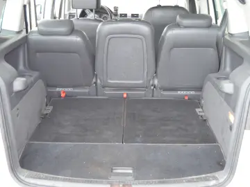 Touran 2.0 TDI  Piele  Automat  7Locuri  Hightlight