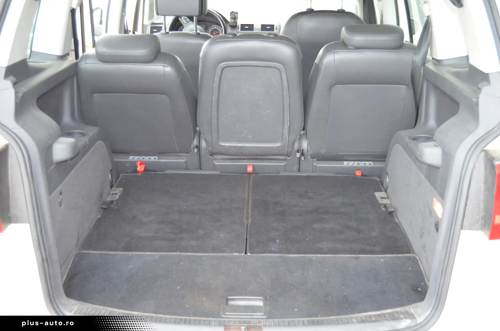 Touran 2.0 TDI  Piele  Automat  7Locuri  Hightlight