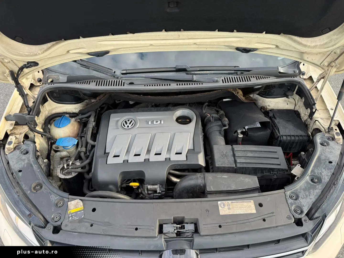 VOLKSWAGEN Touran 2015 — imagine 27