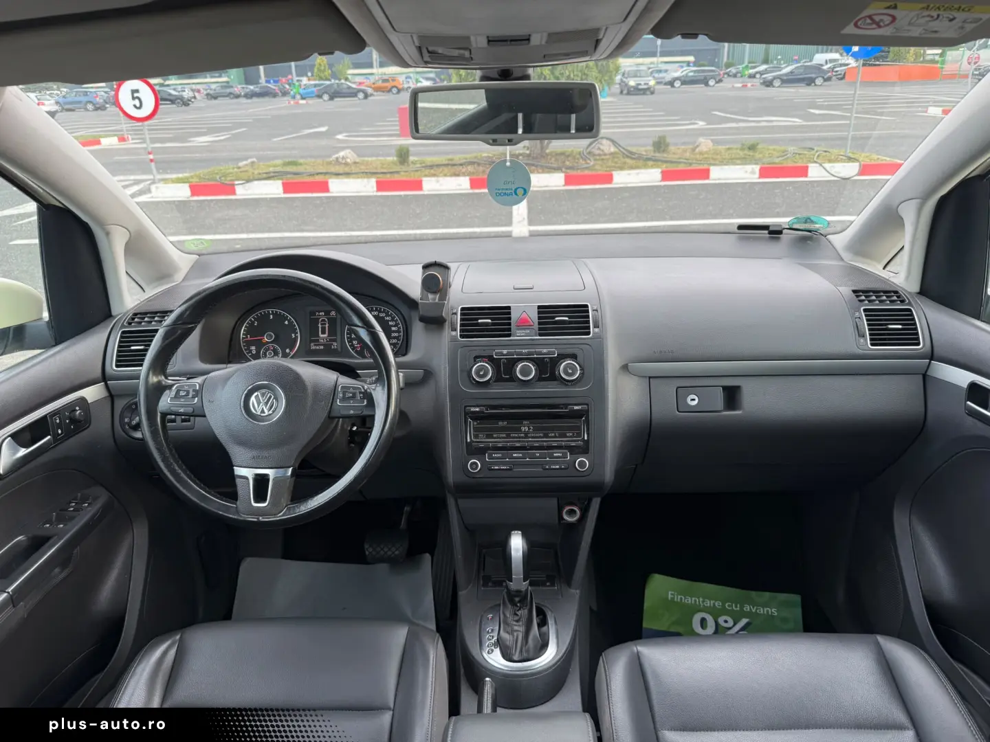VOLKSWAGEN Touran 2015 — imagine 30