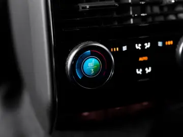 LAND ROVER Range Rover P460e LWB Autobiography 25MY