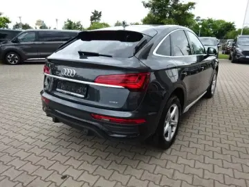 AUDI Q5 Sportback 50 TFSI e quattro advanced