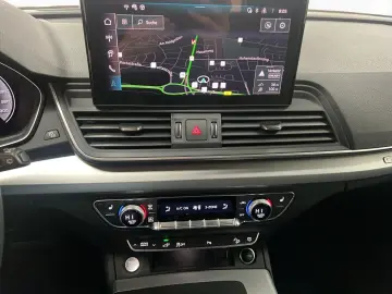 AUDI Q5 50 TFSIe qu. advanced AHK Matrix LM 21  Navi