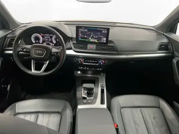 AUDI Q5 50 TFSIe qu. advanced AHK Matrix LM 21  Navi
