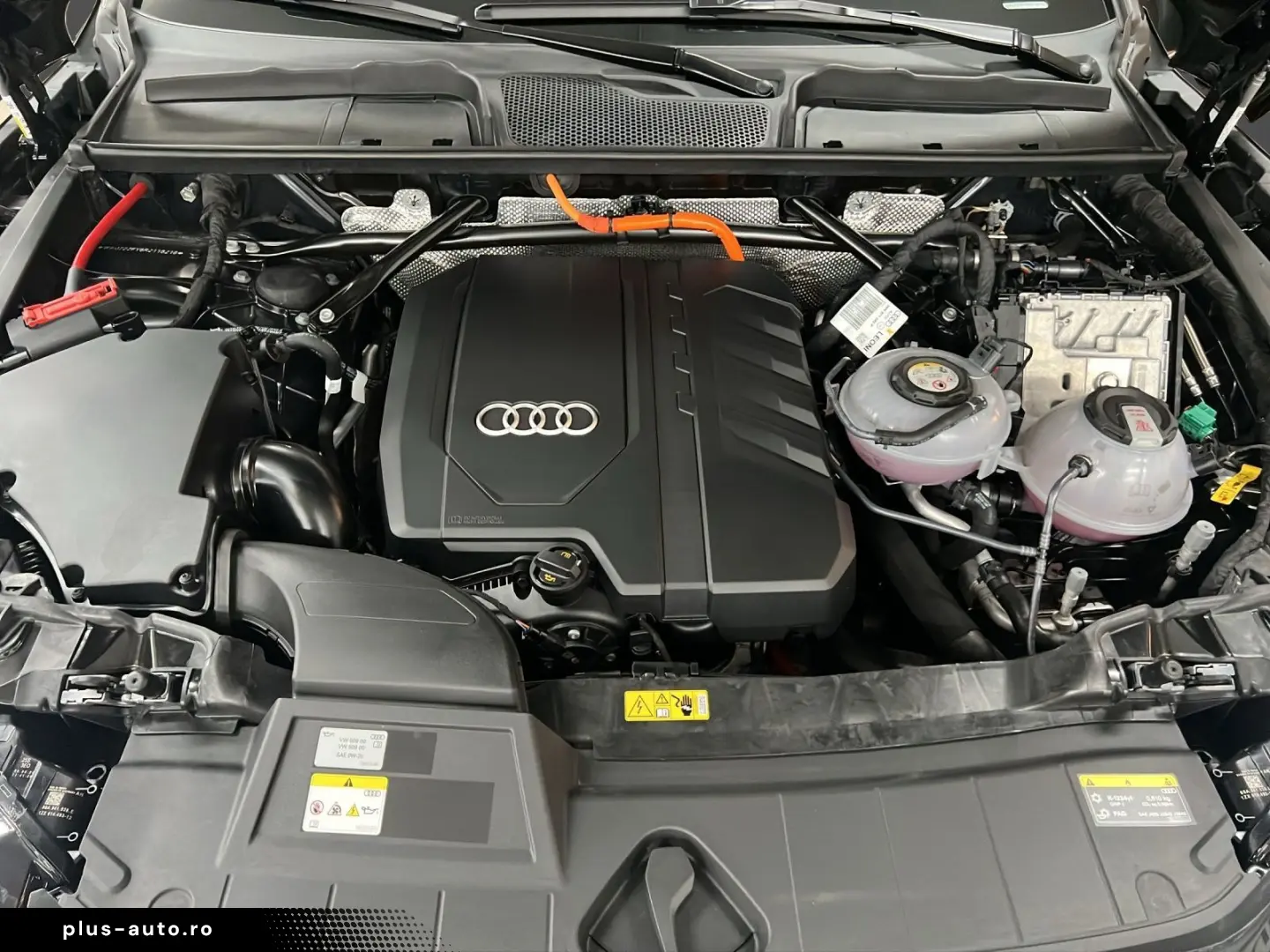 AUDI Q5 50 TFSIe qu. advanced AHK Matrix LM 21  Navi