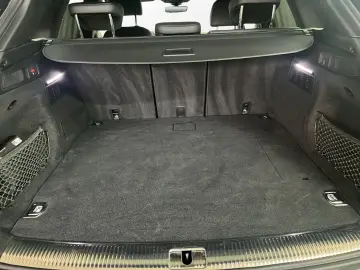 AUDI Q5 50 TFSIe qu. advanced AHK Matrix LM 21  Navi