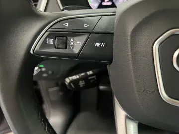 AUDI Q5 50 TFSIe qu. advanced AHK Matrix LM 21  Navi