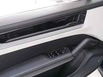 PORSCHE Cayenne E-Hybrid Pano Aero Design BOSE Sport 360