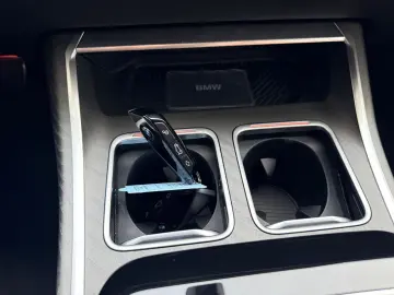 BMW 750e xDrive MPaketPro 21  Aut.Türen TV Lounge