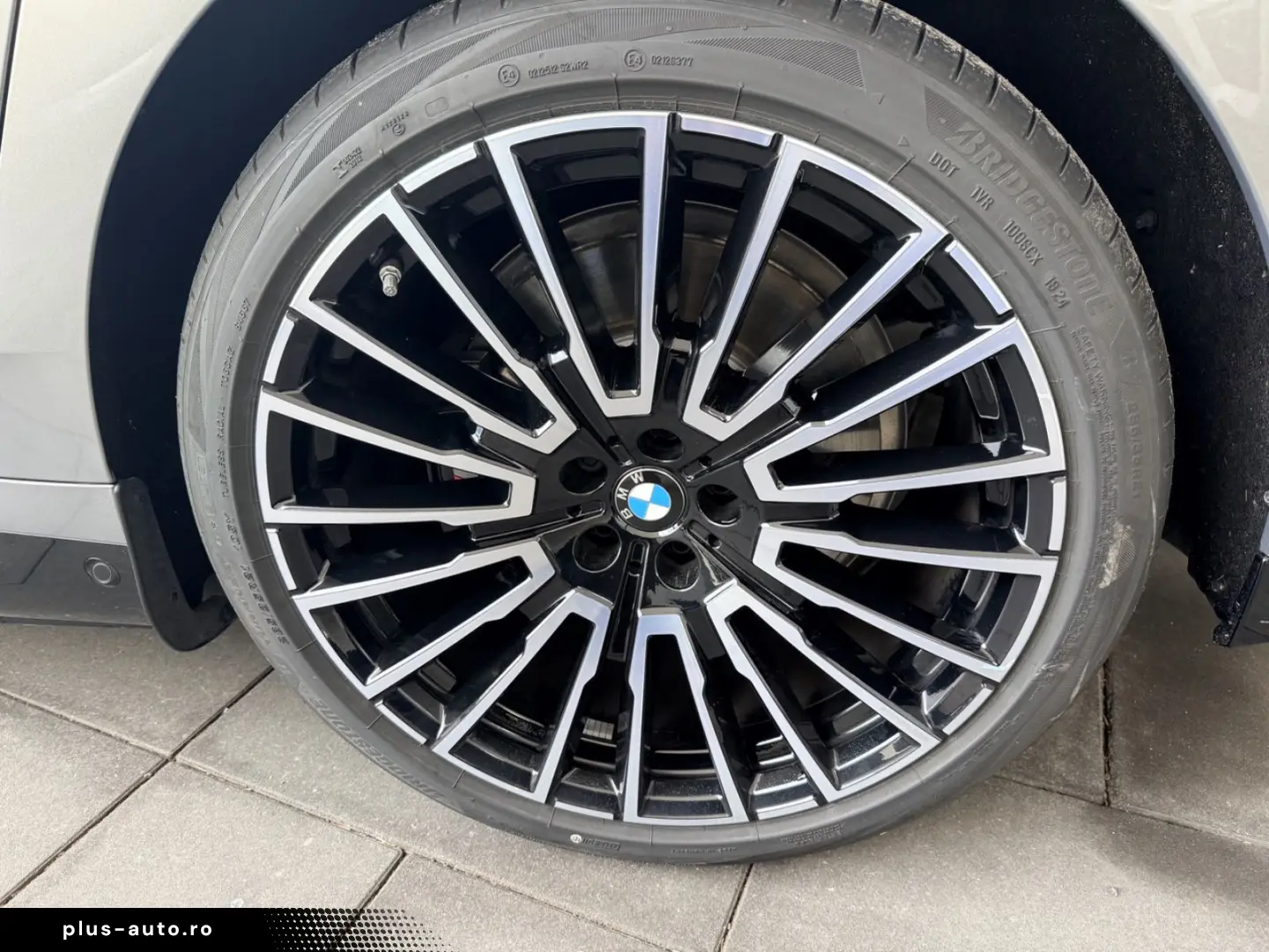 BMW 750e xDrive MPaketPro 21  Aut.Türen TV Lounge