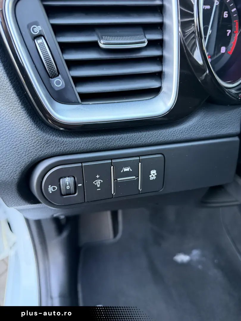 Kia Ceed 1.4 benzina cutie automata in RATE FIXE