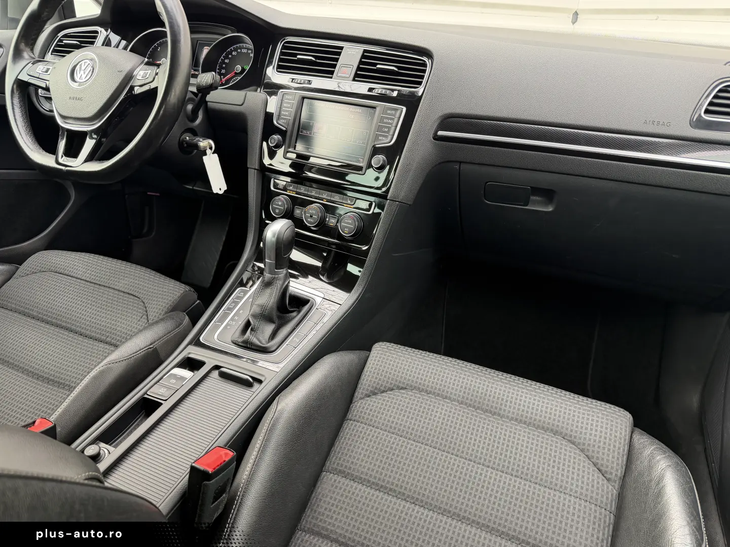 Golf 7 DSG R-line de vanzare in RATE FIXE FARA AVANS