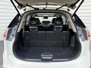 Nissan X-trail tekna 7 Locuri  de vânzare in RATE FIXE