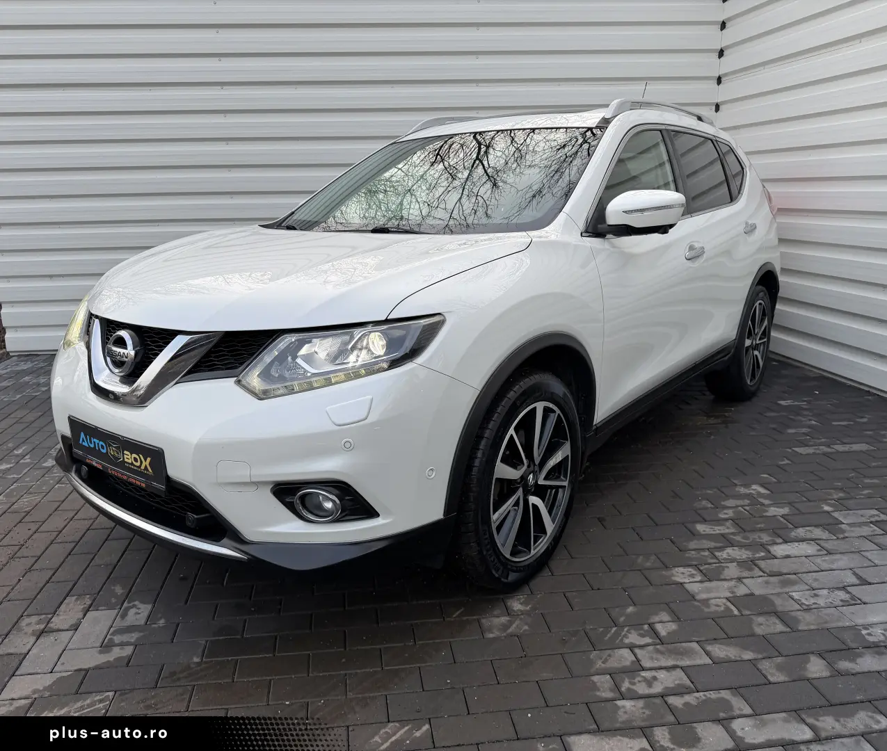 Nissan X-trail tekna 7 Locuri  de vânzare in RATE FIXE