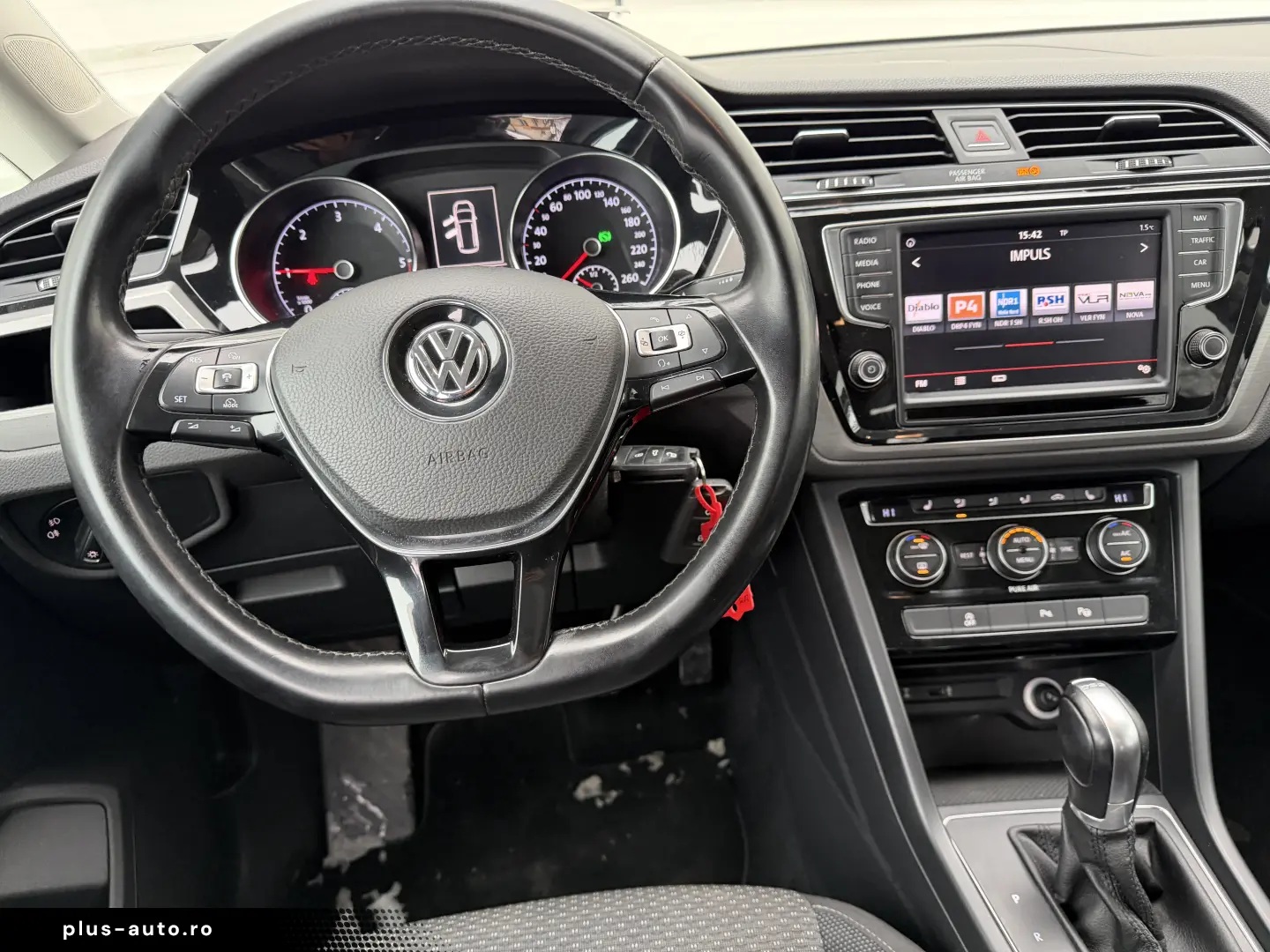 Touran 7 locuri DSG de vânzare in RATE FIXE