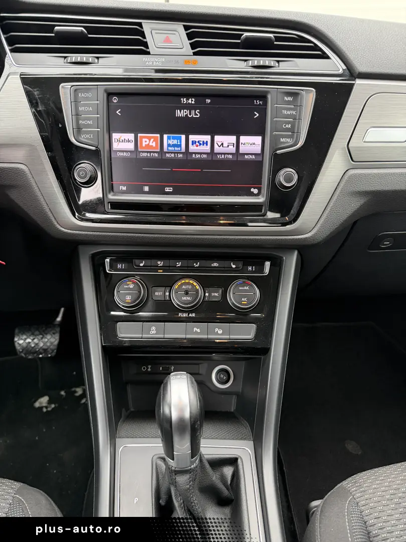 Touran 7 locuri DSG de vânzare in RATE FIXE