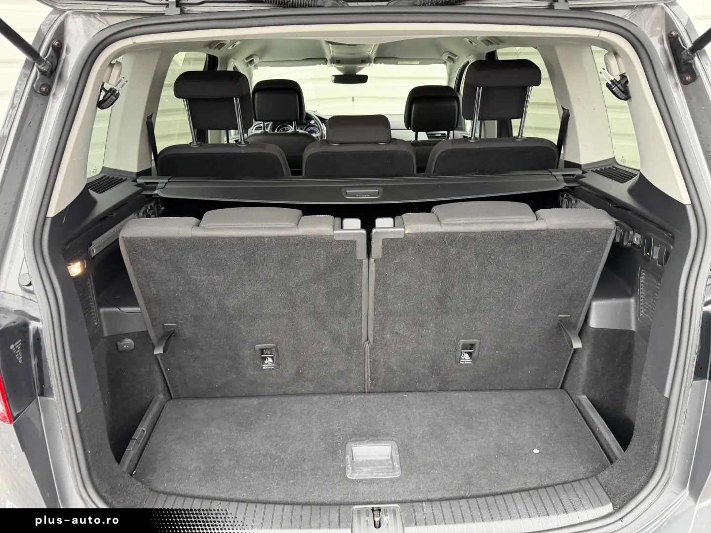 Touran 7 locuri DSG de vânzare in RATE FIXE