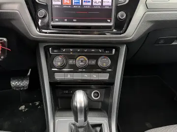 Touran 7 locuri DSG de vânzare in RATE FIXE