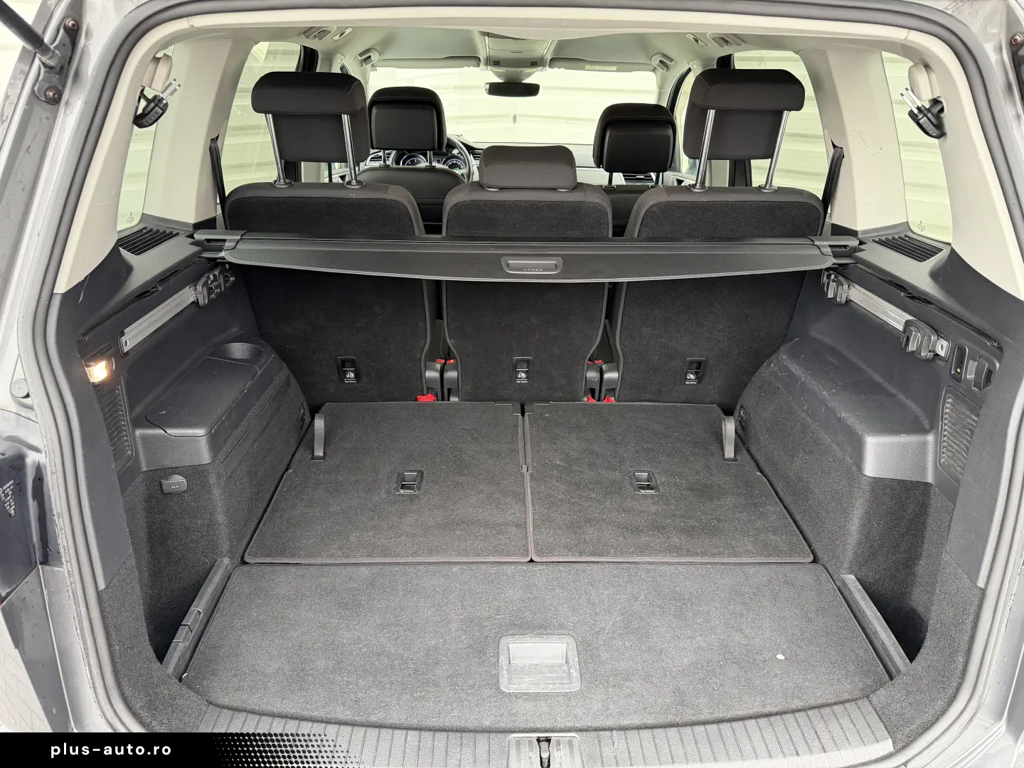 Touran 7 locuri DSG de vânzare in RATE FIXE