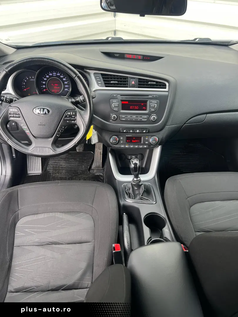 Kia Ceed diesel de vanzare in RATE FIXE FARA AVANS