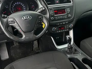 Kia Ceed diesel de vanzare in RATE FIXE FARA AVANS