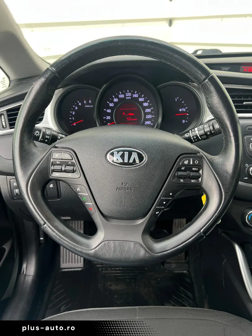 Kia Ceed diesel de vanzare in RATE FIXE FARA AVANS